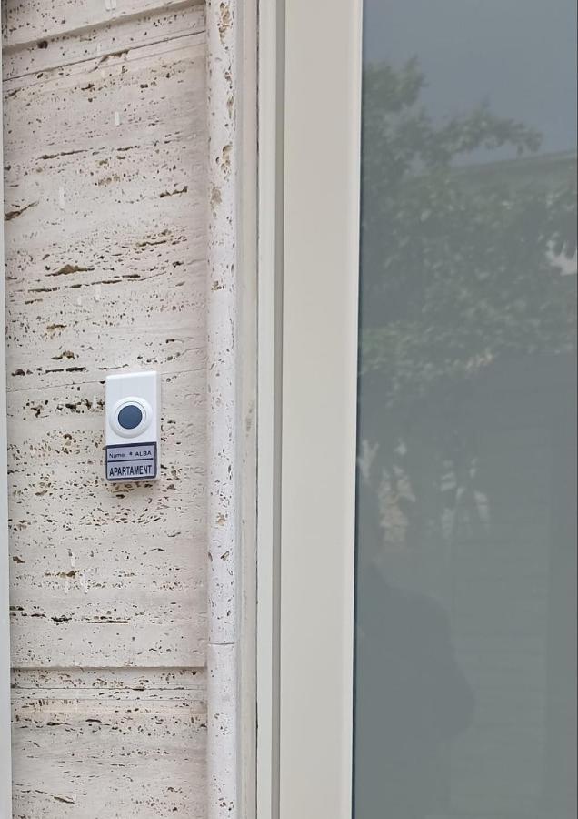 Alba Studio Apartment ティラナ エクステリア 写真